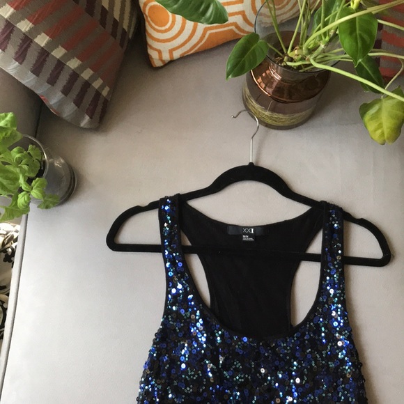 Forever 21 Midnight blue sequin tank top - Picture 2 of 8